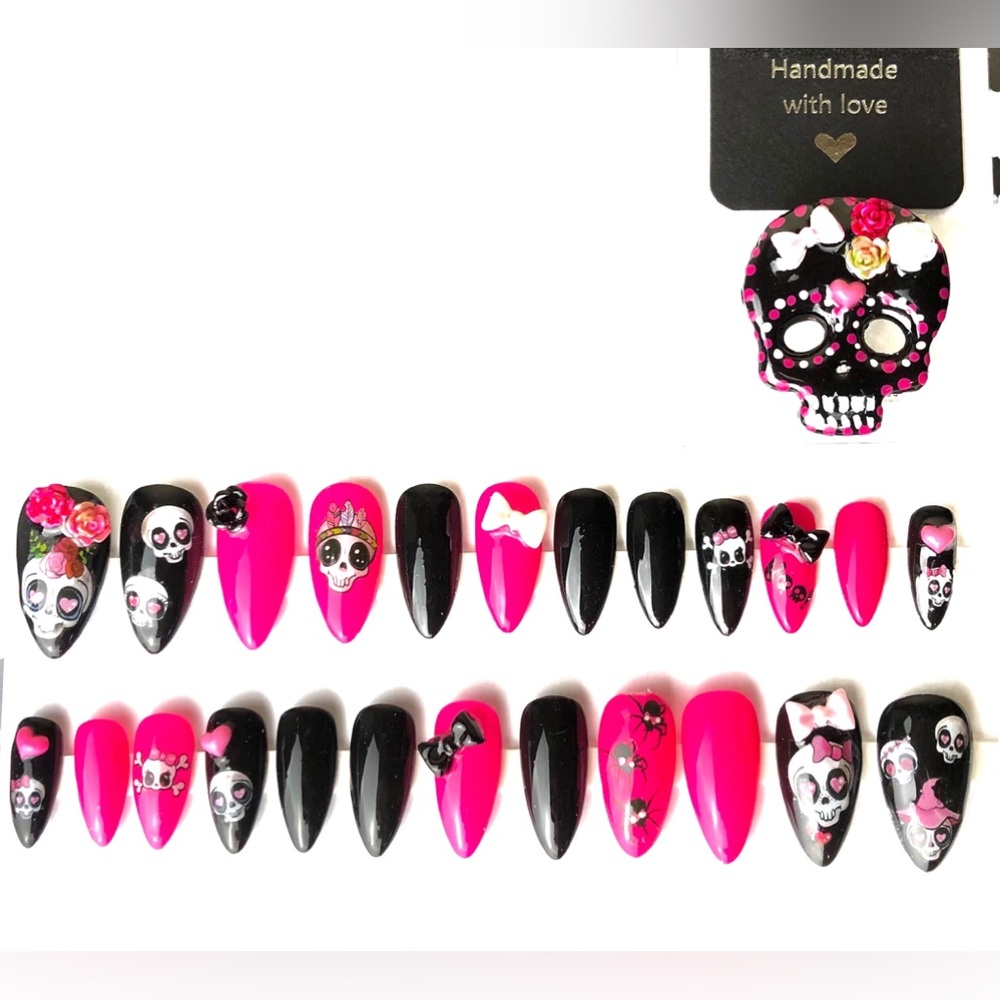 Handmade Press On Nails Med Almond Black Pink Skull & Bow Nails + Free Brooch